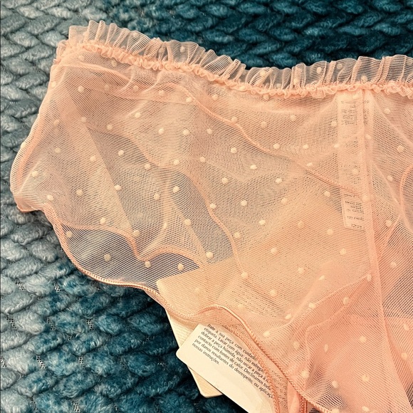 La Perla Sheer pink polka dot panties - Picture 3 of 6